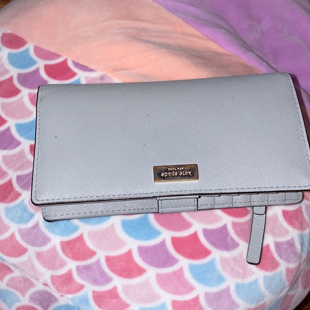 KATE SPADE WALLET ♠️